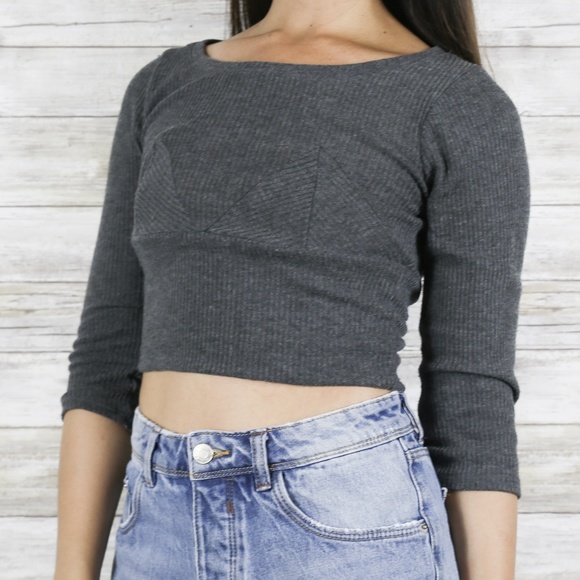 Silence + Noise ¾ Long Sleeve Crop Top - Picture 3 of 5